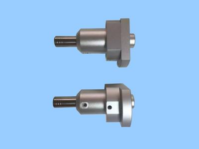 大量机副爪开闭气缸组