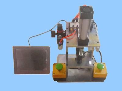 设备 -- 气动上套环机